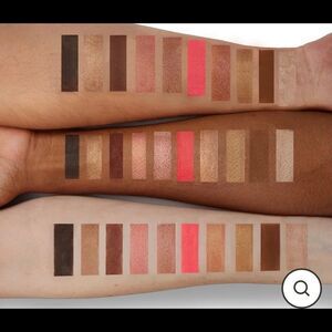 𝅺athr Beauty desert sunset palette